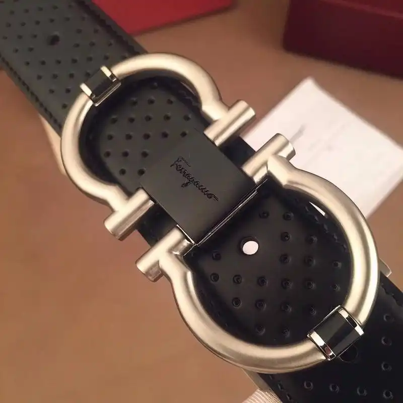 Salvatore Ferragamo s Belte 1905BL0379