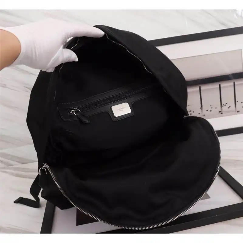 Givenchy Bags 1910GIV0040