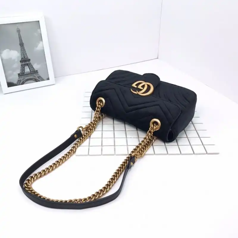 G*u*i bags 19b57g0005