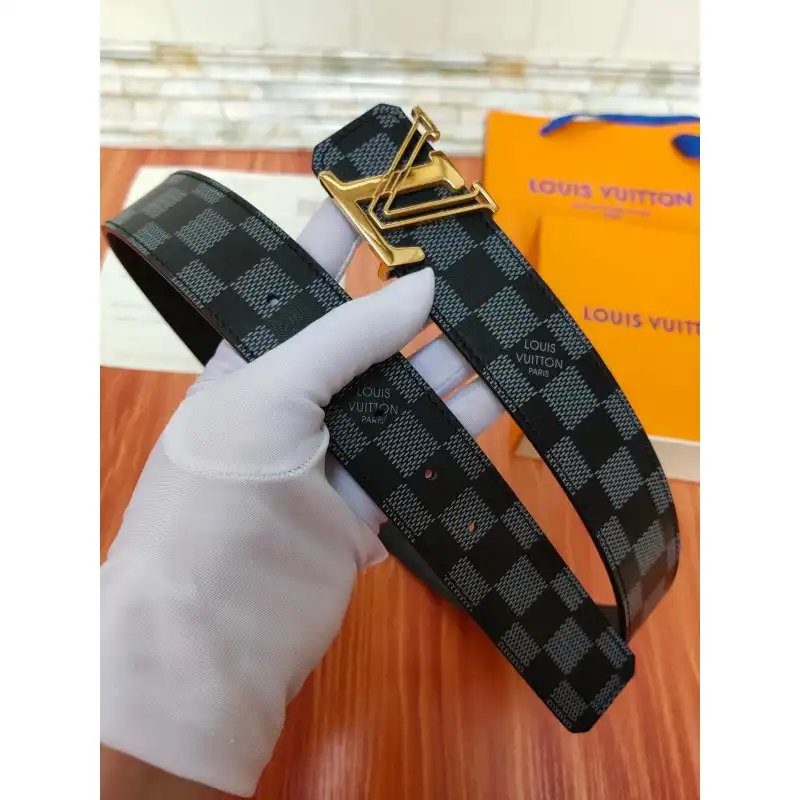 LV s Belte 19XIA0011