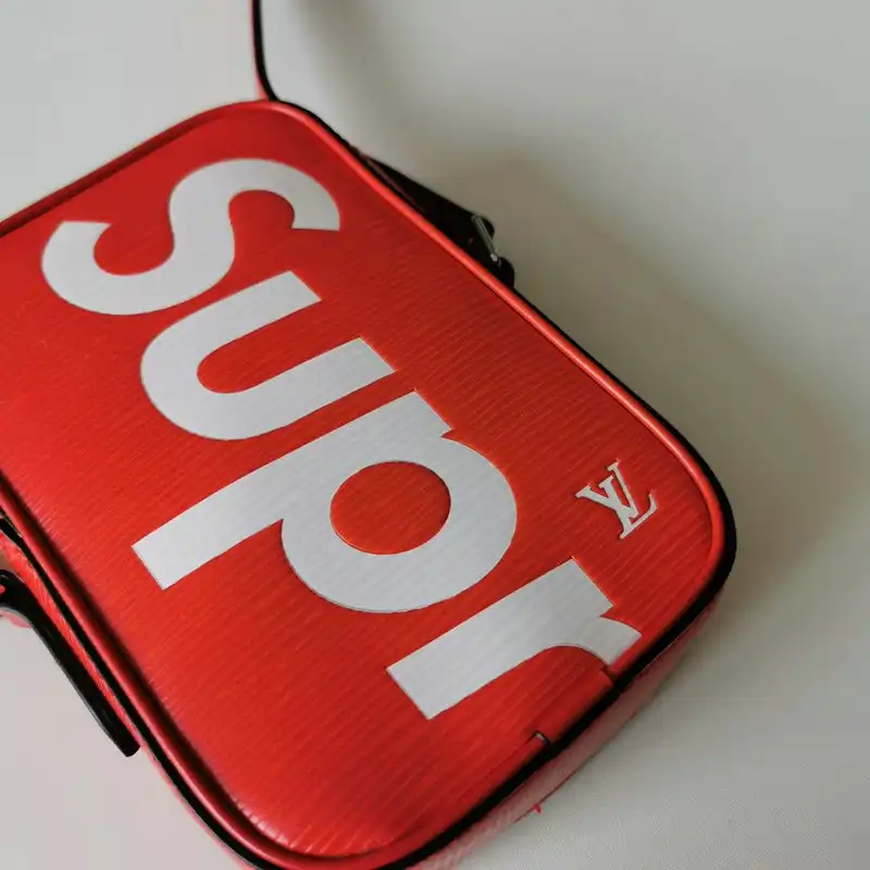 Loewe Bags 20DJ570191