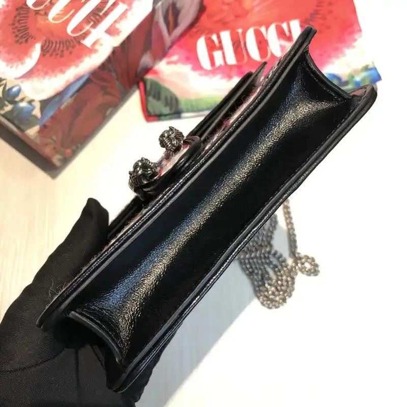 G*u*i bags 20guc0171