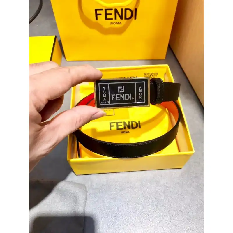 Fendi s Belt 20XIA0057