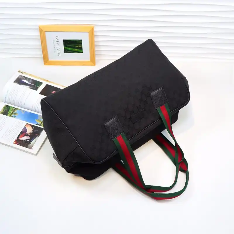 G*u*i s bags 2108dj0030