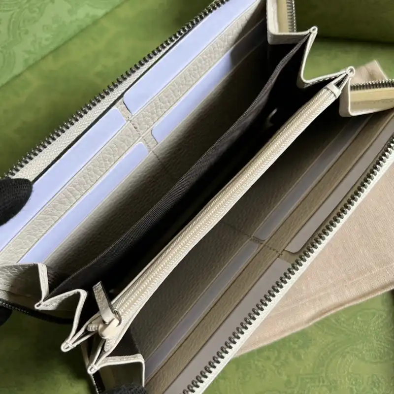 G*u*i bag 2112ya0004