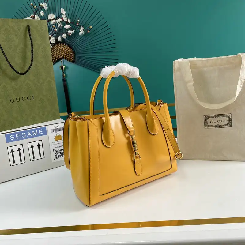 G*u*i bag 2112ya0055