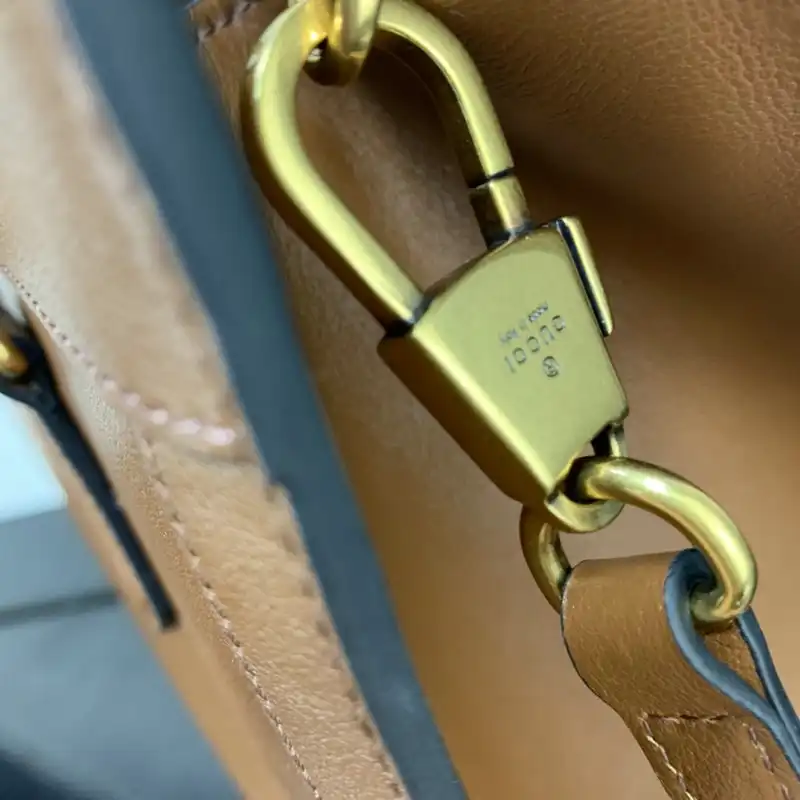 G*u*i bag 2112ya0100