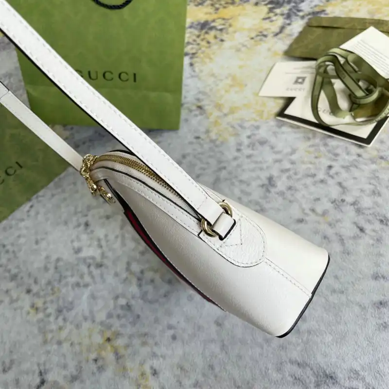 G*u*i bag 2201dj0049