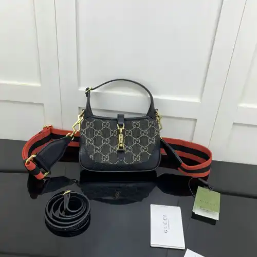 G*u*i bag 2204ya0022