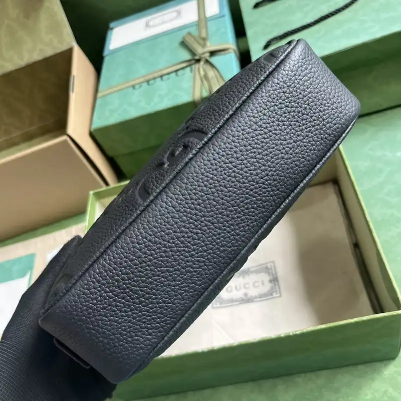 G*u*i bags 2312ya0092