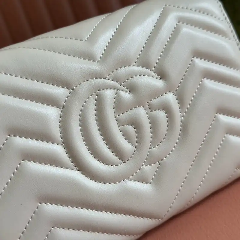 G*u*i bags 2407yz0239