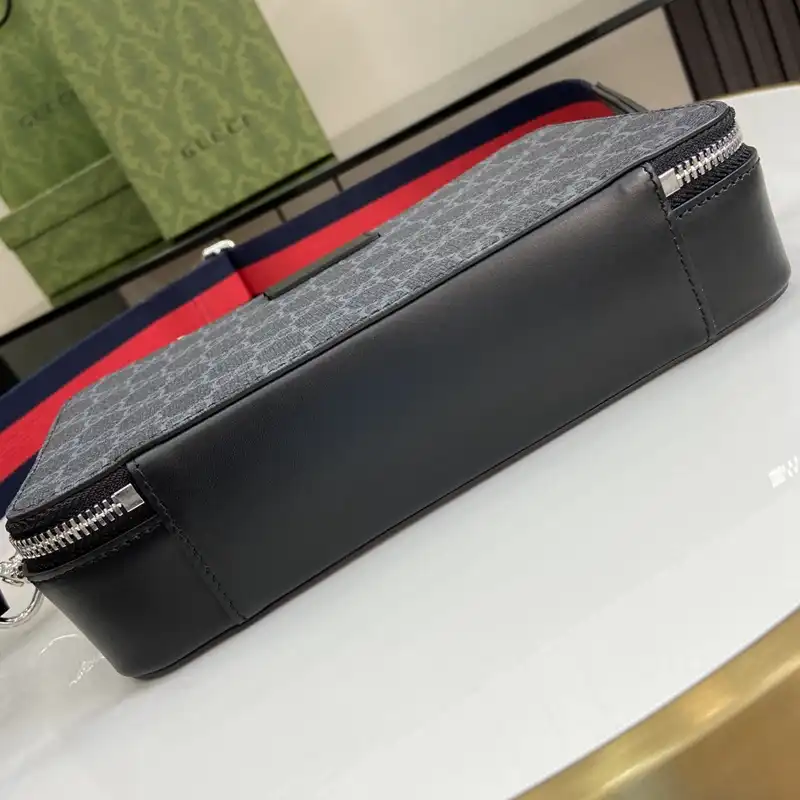 G*u*i bags 2407yz0274