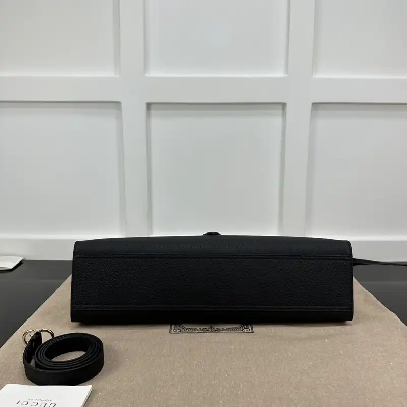 G*u*i bags 2407yz0282