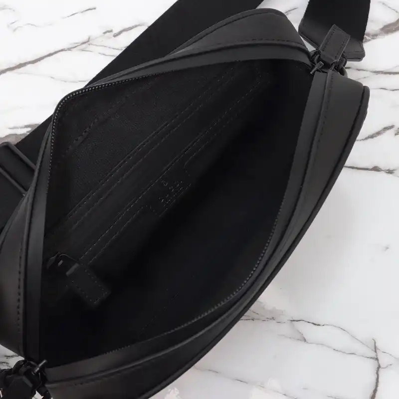 G*u*i bags 2410ya0191