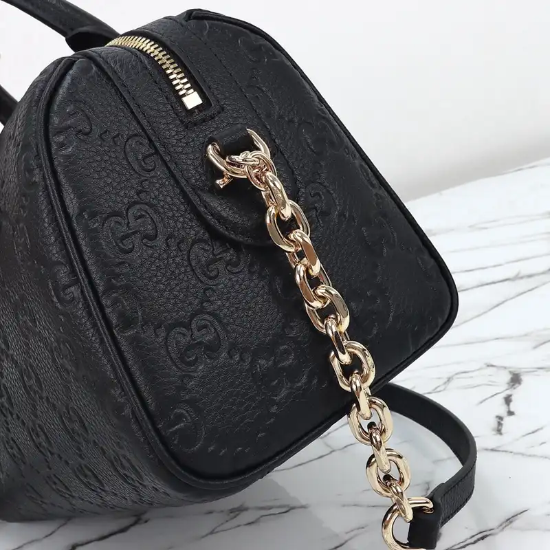 G*u*i bags 2410ya0192