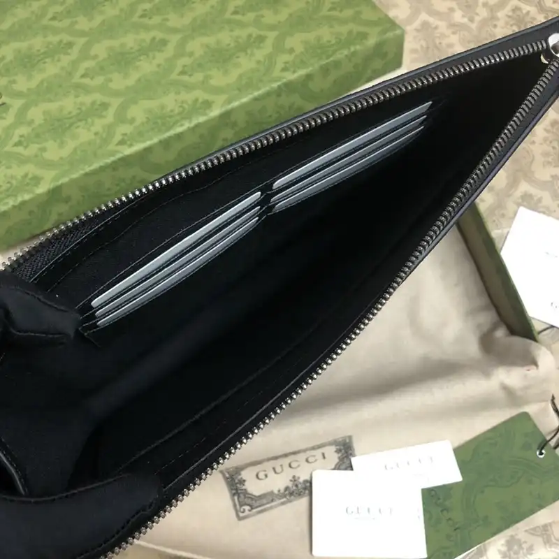 G*u*i bags 2411ya0137