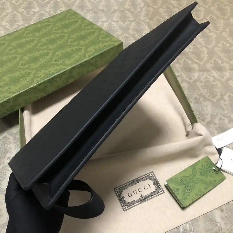 G*u*i bags 2411ya0138