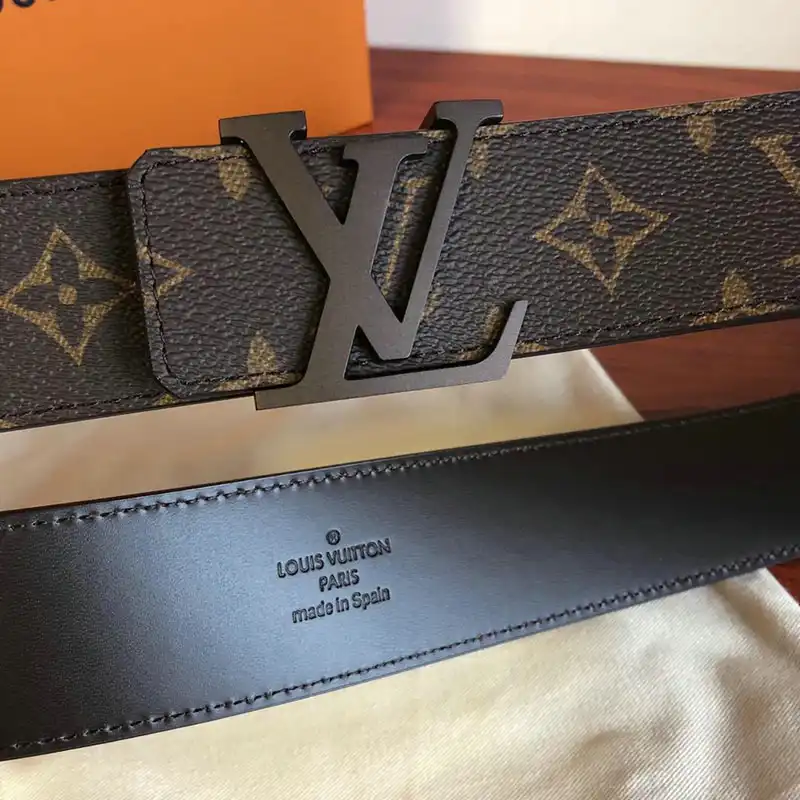 LV s Belts 19BL0076