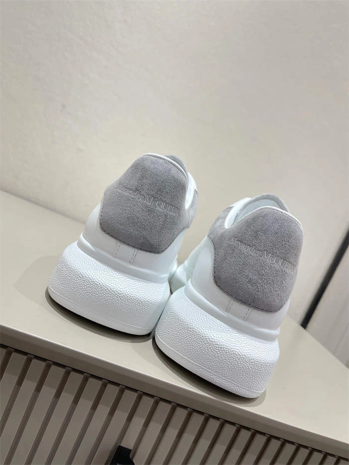 Alexander McQueen Oversized WrinkleFree 2571