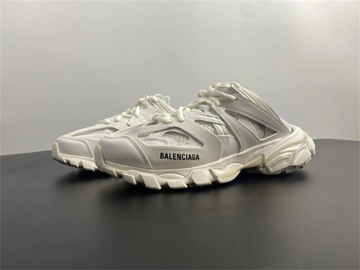 Neat BLCG Track Mule White  653813 W3CP3 4486