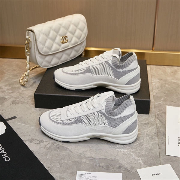 EyeCatching Chanal Sneakers 2219