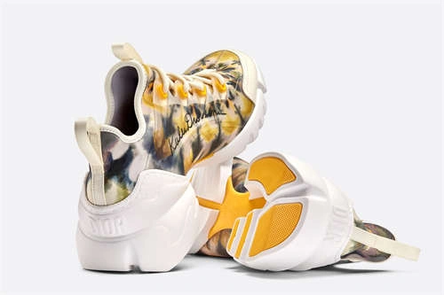 Resilient DR Sneaker 1205