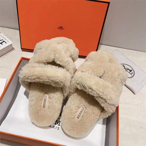 Efficient H Slipper 2380