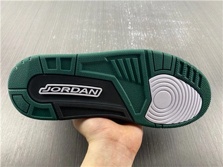 Jordan 3 Retro Oregon Ducks Pit Crew White EasyCare 3831