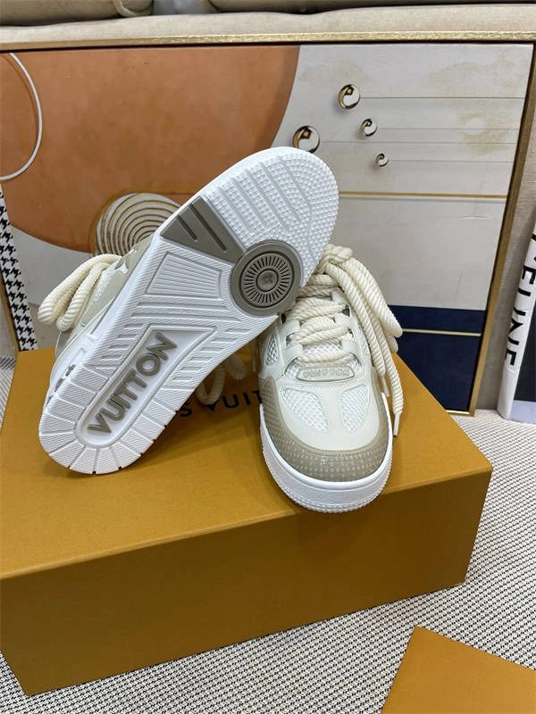 LV SunProtective 1750