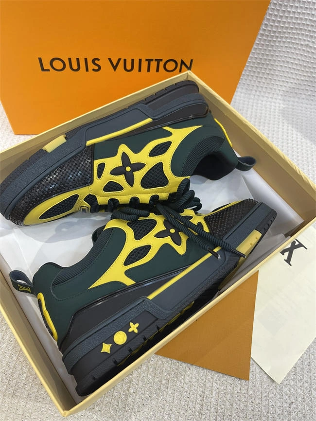 Lv Trainer Sneaker Trendsetting 2102