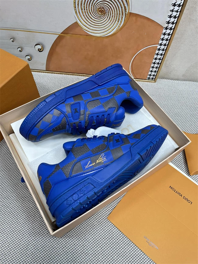 Lv Trainer Sneaker Original 2098